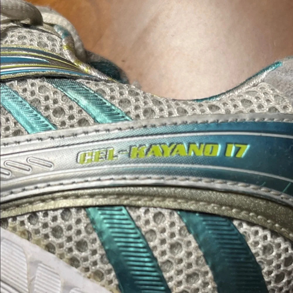 Asics Gel Hayano 17 White and Gray Sneakers with Green Blue Highlights 8.5